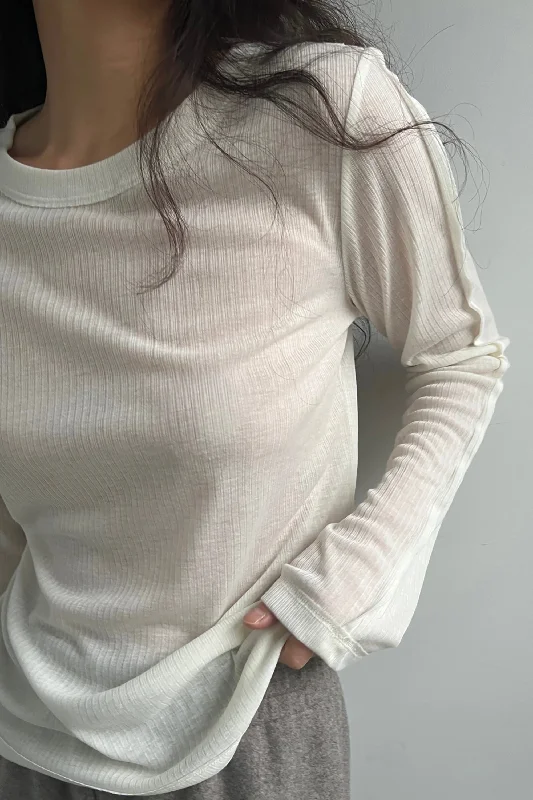 SHEER CREWNECK LONG SLEEVE TOP