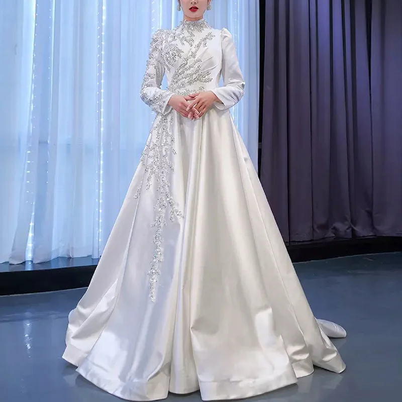 High-end Elegant O-neck Satin Wedding Dress with Long Sleeve