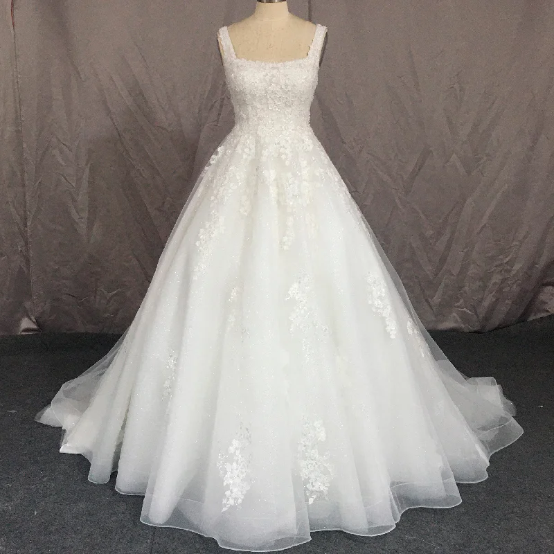 Lace and Tulle A-line Wedding Dress with Square Neckline