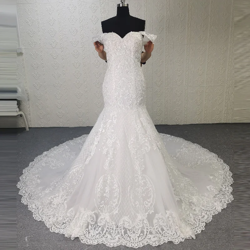 Off the Shoulder Sweetheart Trumpet Lace Wedding Dress